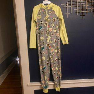 Kids so pajamas size L